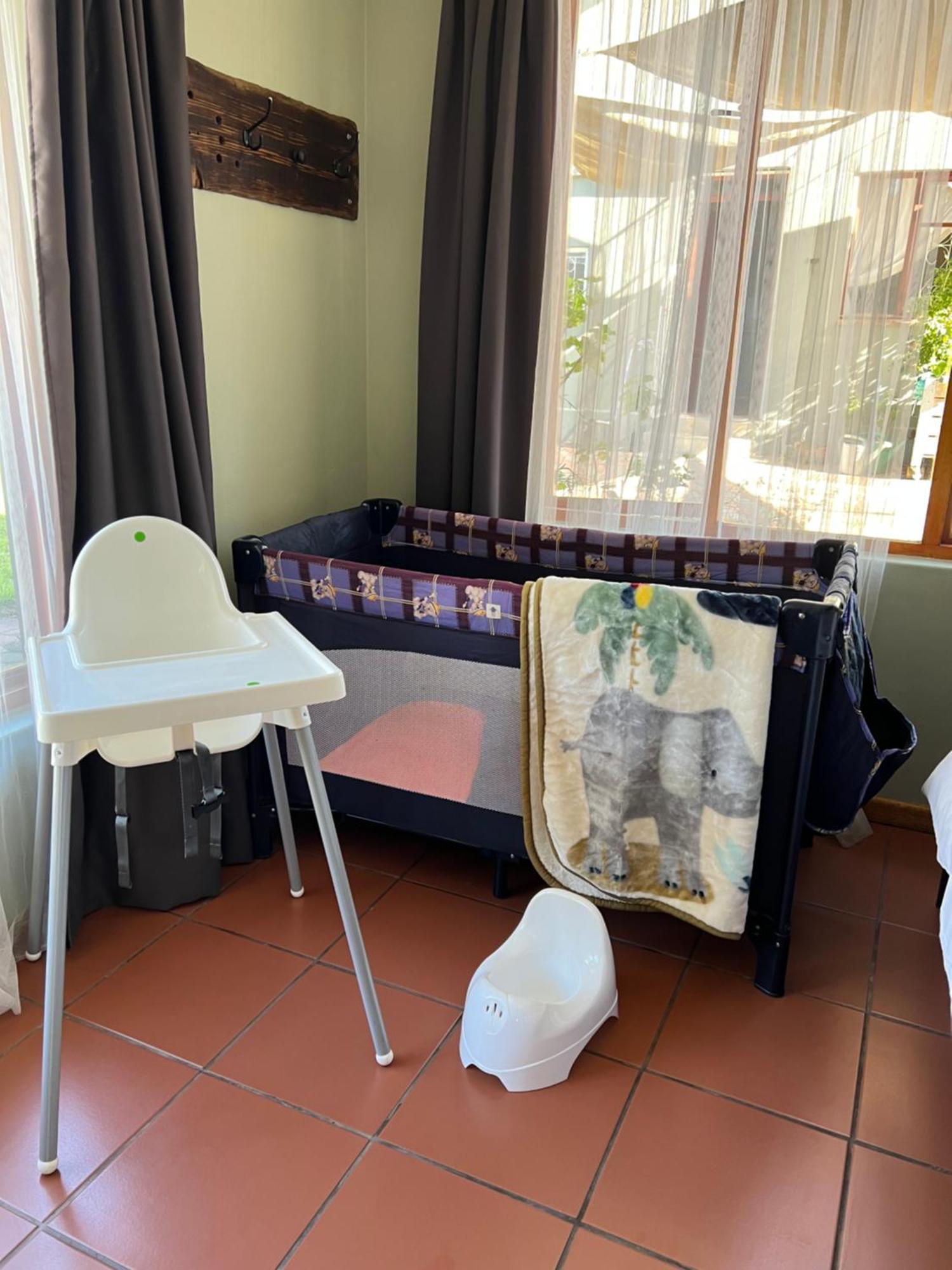 Tuinhuis Oudtshoorn Bagian luar foto